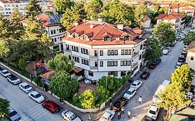 Uz Hotel Premium
